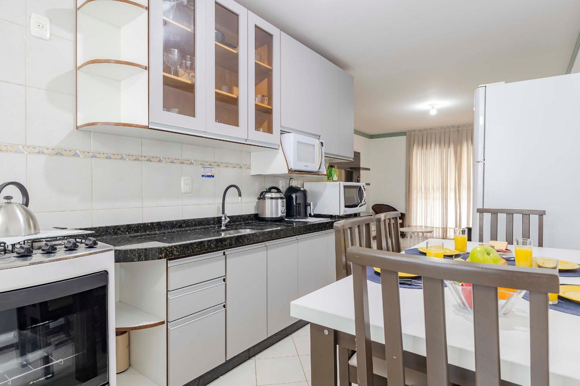 Aconchegante apartamento para famílias na Praia da Conceição - 2 Quartos 7 Pessoas Bombinhas Exterior foto